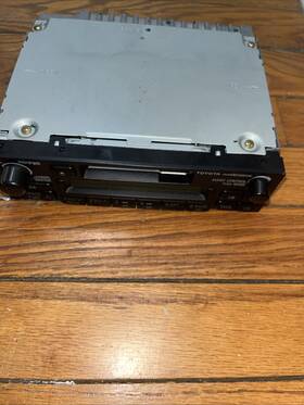 625196 Toyota Oem Car Stereo Am/fm Cassette Player