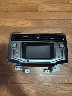 861100-35411 Toyota 2017 4runner Radio Used - Good Condition