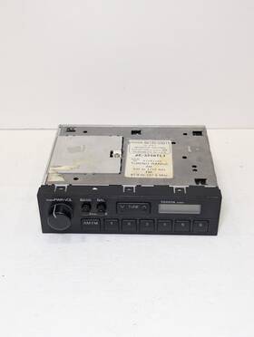 86120-03011 Toyota Am Fm Radio Stereo Oem - Untested
