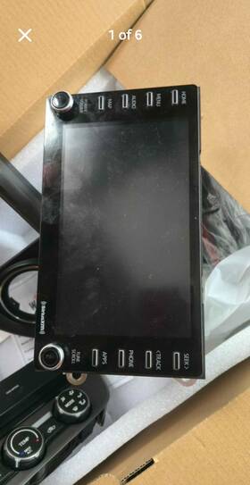 86140-042330 Toyota Tacoma 2020 Original Radio