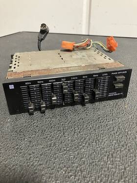 86280-14180 Toyota 1986 Van Graphic Equalizer Stereo