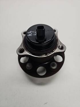 89544-52040 Toyota 2016-2022 Prius Rear Right Spindle Hub Oem