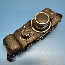 Db5j66cm0a Toyota Db5j 66 Cm0 I 16-18 Yaris Ia Mazda 3 Radio Control Panel Oe Navigation