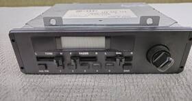 176035173b Volkswagen 176035173 Oem Rare Vintage Original Vw Golf 1985 1986 Model Radio