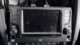 3g0919605h Volkswagen 594-10261 Info-gps-tv Screen Display Only Id Fits 16-17 Golf 1478461
