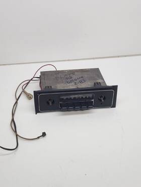 61981 Volkswagen 1973 1974 Sapphire Xviii Am Radio Vw
