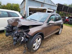 638-52120 Volkswagen Audio Equipment Radio Trunk Mounted Fits 11-17 Touareg 1750792
