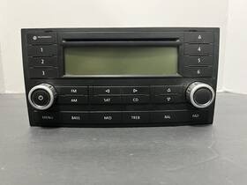 7l6035180c Volkswagen Trucks 04-10 Touareg Oem Am/fm Radio Receiver Cd Player 2004-2010