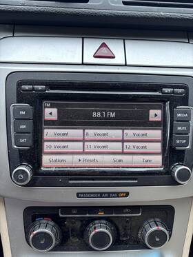 Vwz4z7n3422328j Volkswagen 10-15 Cc Oem/touch Screen Radio