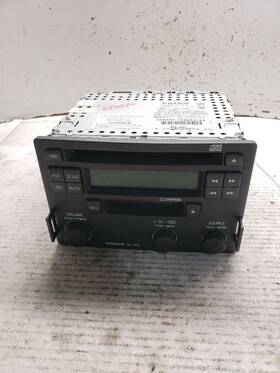 360501605 Volvo Audio Equipment Radio Receiver Fits 01-03 40 Series 1342607