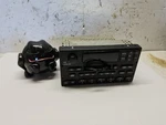 01 Lincoln Navigator Oem Am/fm Radio Cassette Player *YL7F-18C870-JA #I4-2. Fixed Price $37.19.