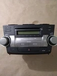 Toyota Highlander Radio Head Unit Am Fm Cd Player 86120-0E230-C0 Not Tested. Fixed Price $119.99.