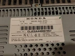 Clarion Honda Fm Am Radio Cd Receiver Player P39100-S2A-A701 286-6339-02. Fixed Price $61.00.
