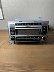 2007 2008 Oem Hyundai Santa Fe Am Fm Cd Player Radio Receiver Unit 28066225. Fixed Price $33.13.