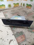 Audio Equipment Radio Media Player Dash Mounted Fits 12-15 A6 3621257. Fixed Price $78.00.