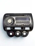 2007-2008 Honda Fit Am/fm Radio And Cd Player. Fixed Price $120.00.