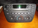 Factory Ford Cd/radio 5FIT-18C858-DA Pre Owned. Fixed Price $35.00.