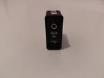 Bmw E82 E90 E92 E60 F01 F06 F10 F12 E70 Usb Aux-in Audio Socket Port Plug Oem. Fixed Price $22.99.