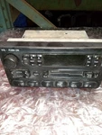 Audio Equipment Radio Receiver Am-fm-cassette Fits 01-07 Crown Victoria 1157260. Fixed Price $102.29.