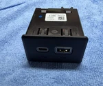 And Usb-c Ports Black 13529873 19-2022 Gmc Chevy Cadillac. Fixed Price $35.00.