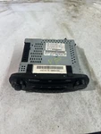 2006 Volkswagen Beetle Am/fm Cd MP3 Radio 1C0 035 196BD Oem. Fixed Price $125.00.