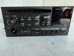 1995- 2002 Gmc Yukon Sierra Chevy Silverado Tahoe Oem Am Fm Radio Cd 15771233. Fixed Price $120.00.