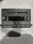 2007/2008 Ford Mustang Am/fm Radio Cd MP3 Receiver 7RST-18C869-MC Oem. Fixed Price $40.00.