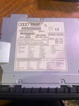 R8 Oem Audio/radio/media Navigation Receiver Unit #424035192H. Fixed Price $200.00.