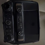 2018 Chevy 2500 Hd Highcountry Full Radio Display With Trim And Cd/nav Unit. Fixed Price $125.00.