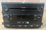 (2005) Ford Focus Am Fm Radio MP3 W/ 6 Disc Cd Player (4S4T-18C815-AH) (oem). Fixed Price $79.99.