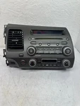 2006-11 Honda Civic Oem Am Fm Cd Player Radio Assy W/vent. Fixed Price $75.00.