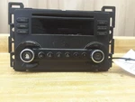 Audio Equipment Radio Am Mono-fm Stereo-cd Player Fits 04-07 Malibu 183331. Fixed Price $42.00.