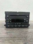2005-2006 Ford F350SD Oem Stereo. Fixed Price $149.97.