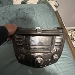 Radio Control Unit-am Fm Cd Player Reman Fits 2005 Honda Accord. Fixed Price $100.00.